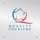logo-qualite-tourisme-plaque -132x131